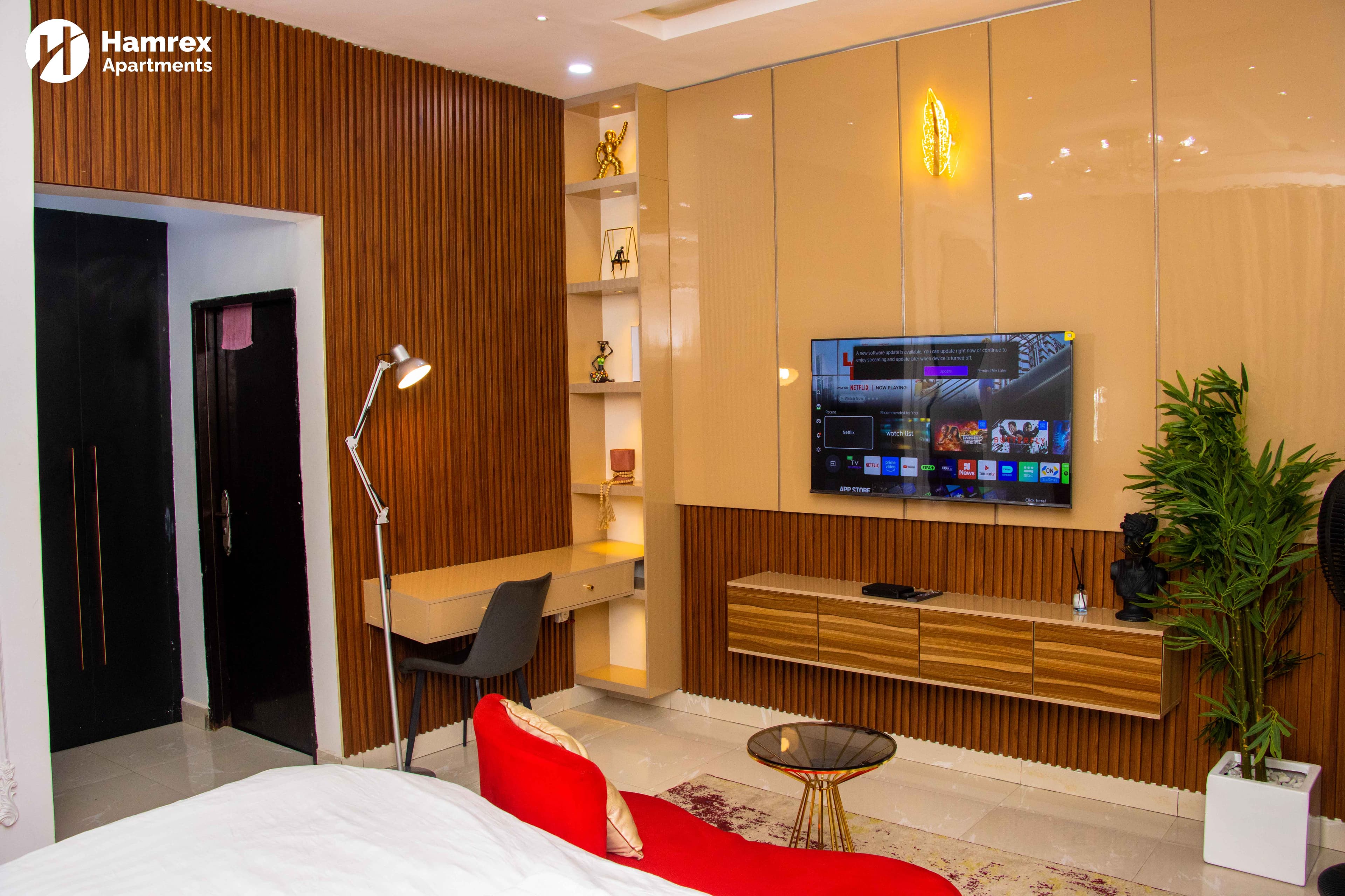 The Amber- Studio Apartment